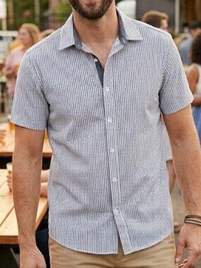 Kenneth Cole Blue and White Print Button Down Short Sleeve Shirt